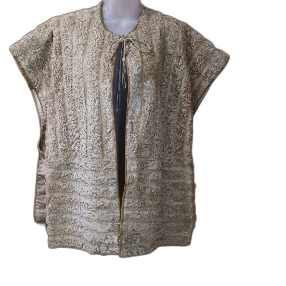 Vintage Amazing Leather & Sherpa Wool Poncho Vest Free Size Bohemian Western